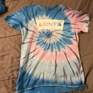 Tie-Dye Levi’s Tee
